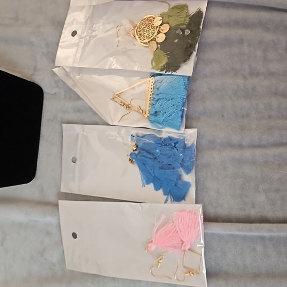 6‎ Pairs of NEW Tassel Earrings - Picture 3 of 3